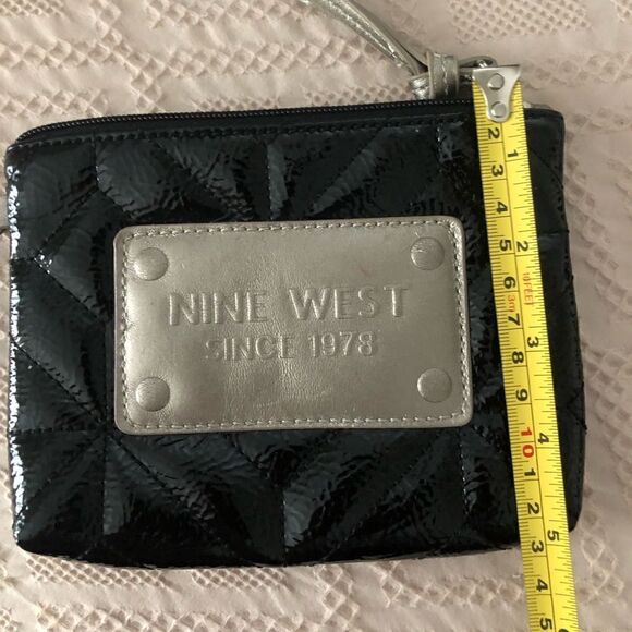Nine West Wristlet/Coin Bag - Picture 5 of 6
